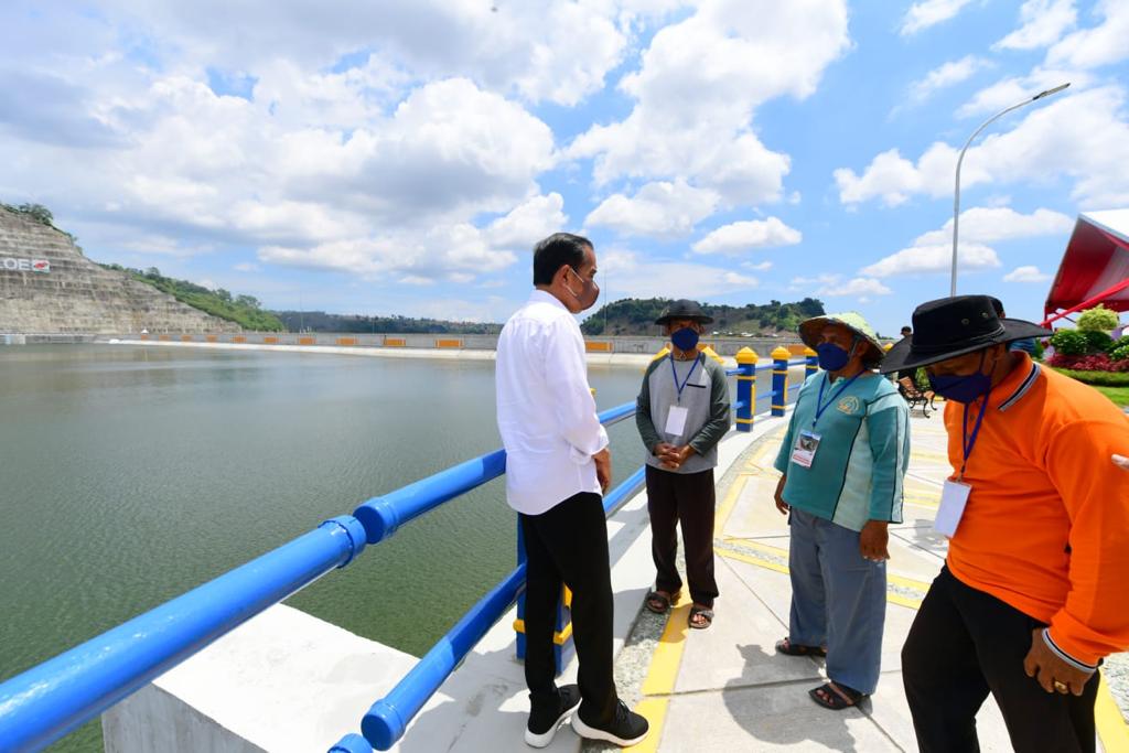 Petani Terharu, Presiden Jokowi Bangun Bendungan Air Di Jeneponto